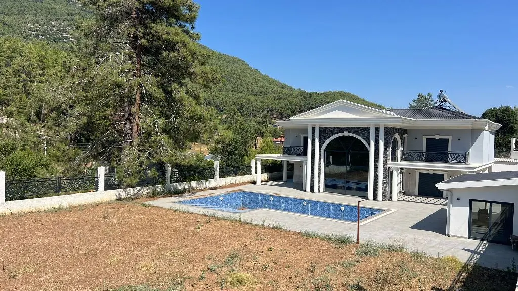 Uzumlu home